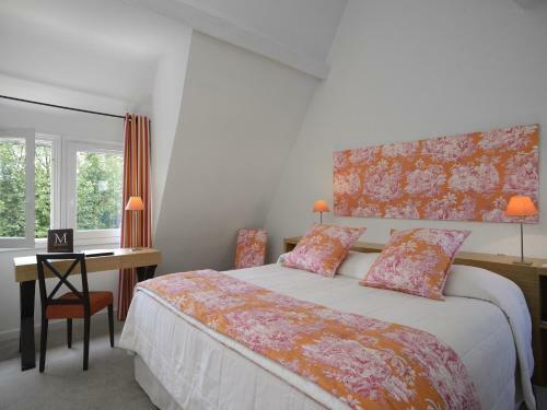 Hotel Les Manoirs de Tourg�ville