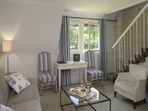 Hotel Les Manoirs de Tourg�ville
