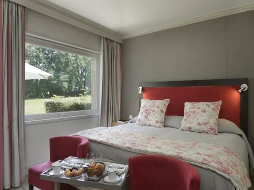 Hotel Les Manoirs de Tourg�ville