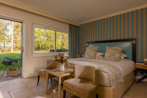 Hotel Les Manoirs de Tourg�ville