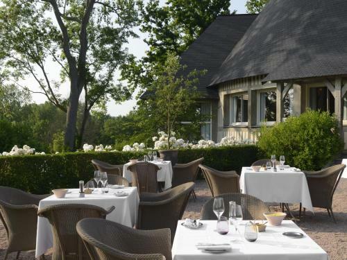 Hotel Les Manoirs de Tourg�ville