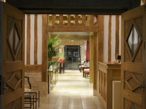 Hotel Les Manoirs de Tourg�ville