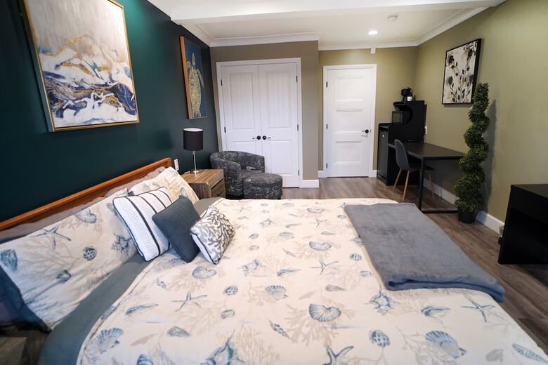 Hotel Anaheim Executive Inn & Suites