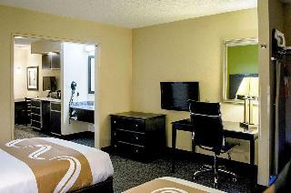 Hotel Quality Inn & Suites