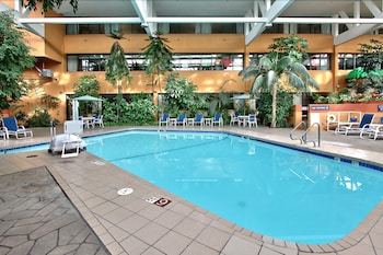 Hotel Crowne Plaza Colorado Springs