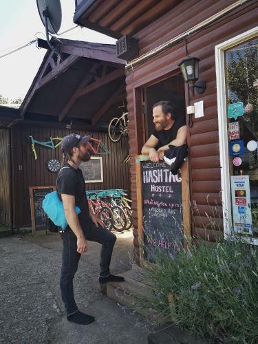 Hostal Hashtag Hostel & Caba�as Puc�n