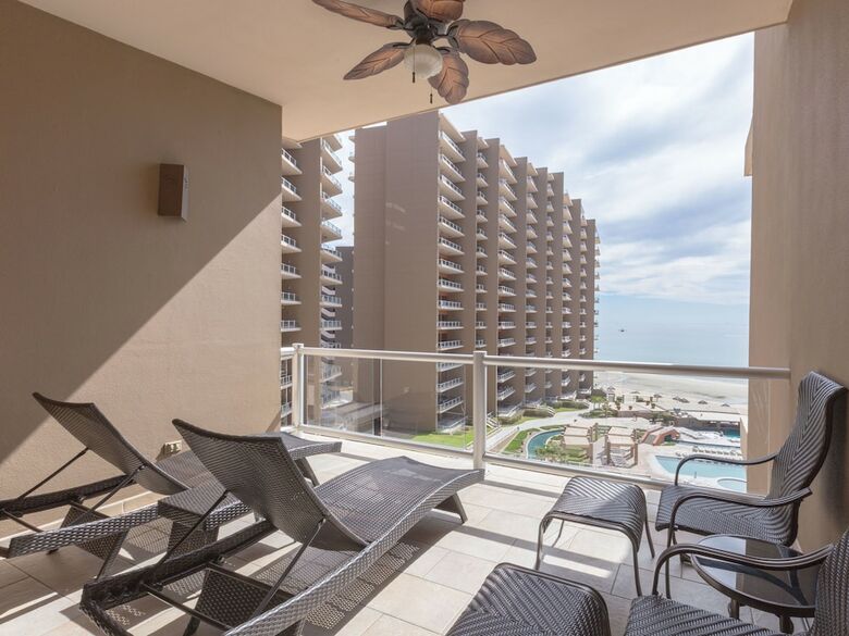 Hotel Las Palomas Beach And Golf Resort