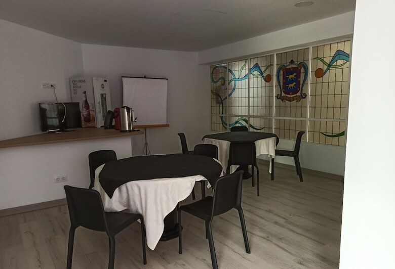 Hotel Avenida De Espa�a