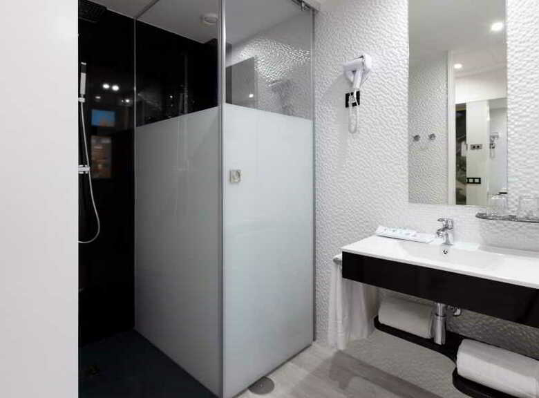 Hotel Avenida De Espa�a