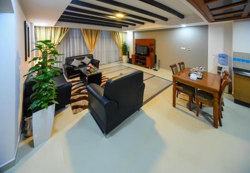 Sea Diamond Plaza Apartments