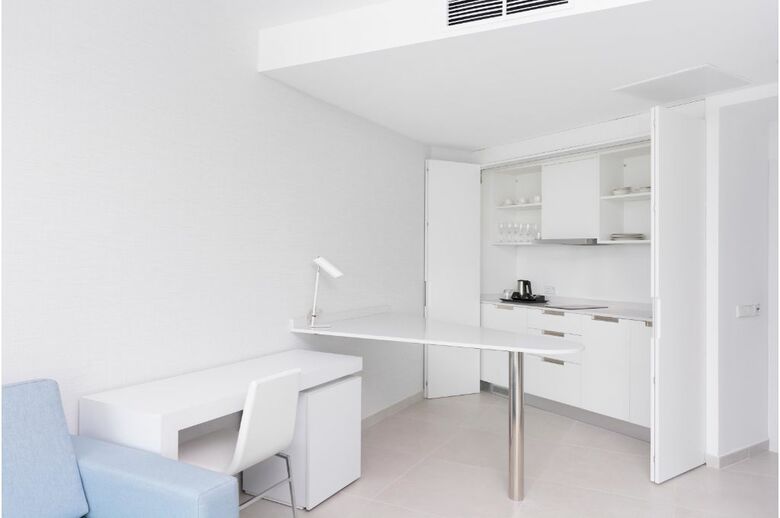 Reverence Mare Hotel Adults Only