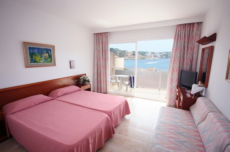 Hotel Tora
