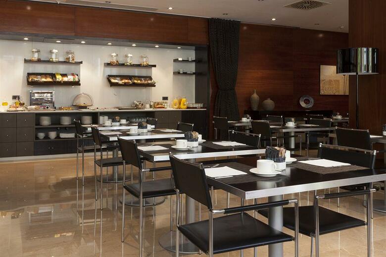 B&B Hotel Zaragoza Estaci�n