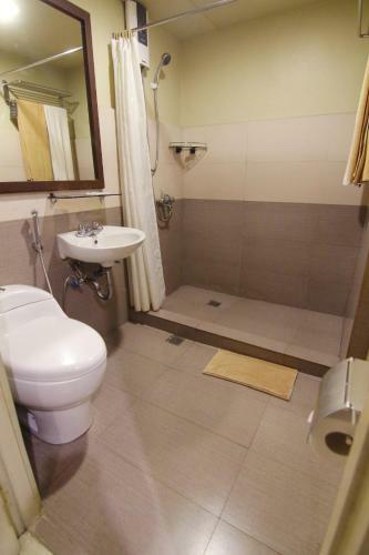 Artina Suites Hotel