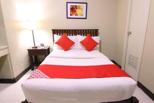 Artina Suites Hotel