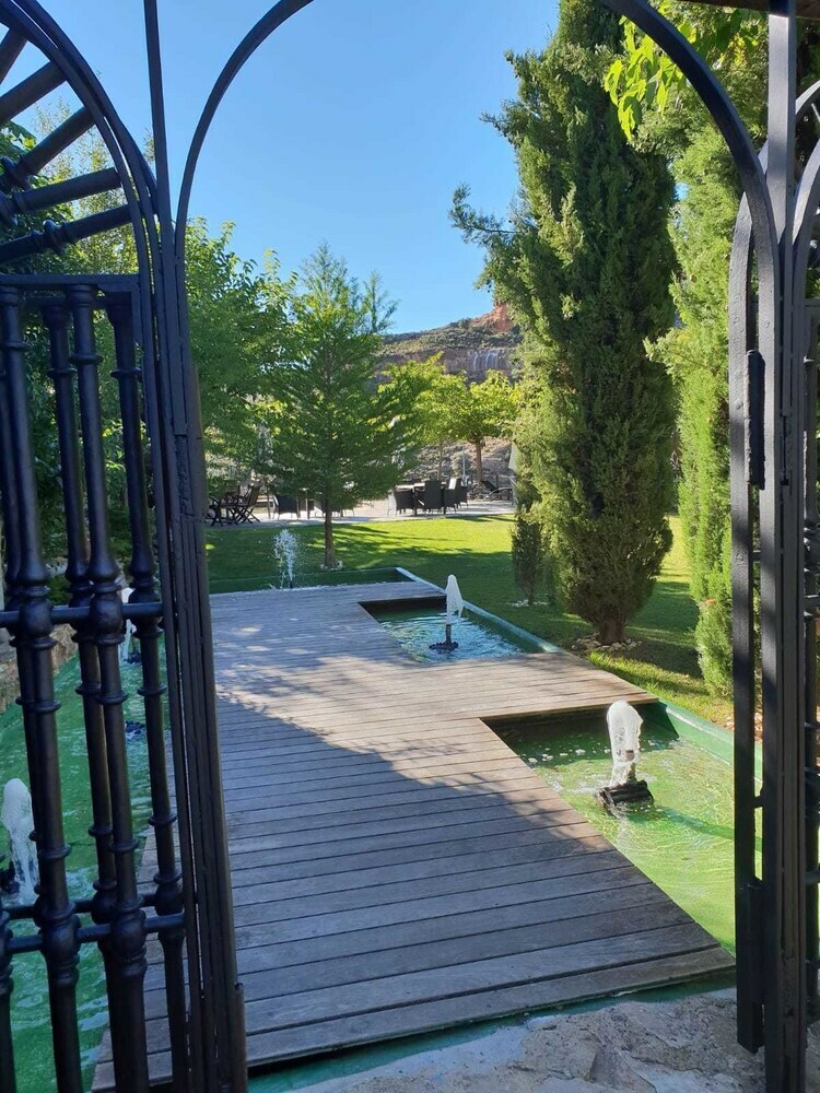 Hotel Castillo De Soma�n