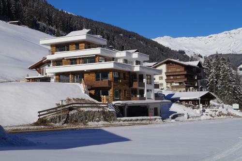 Apartamento Alps Tux