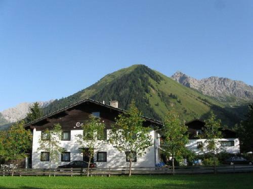 Hostal G�stehaus-pension Caroline