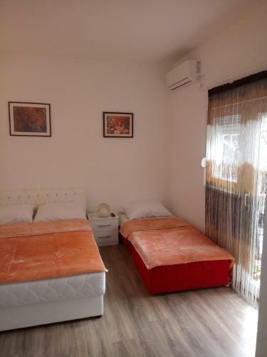 Hostal Apartments Aldi