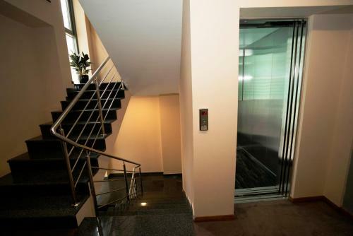 Hotel R