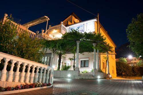 Hostal Villa Palma Guesthouse