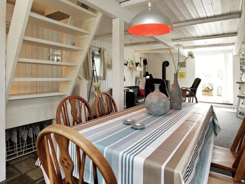 Two-bedroom Holiday Home In Juelsminde 9