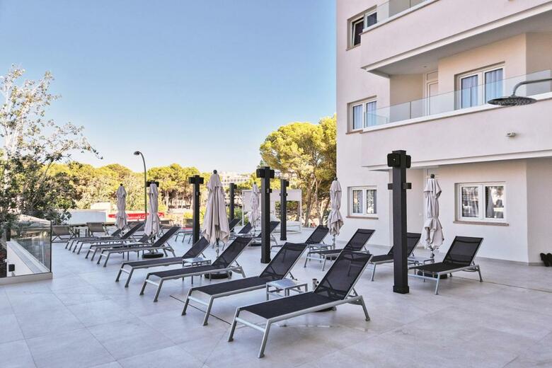 Apartamentos Ponent