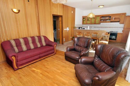 Apartments With A Parking Space Vinisce (trogir) - 5978