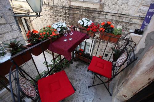 Tragurium & Salona Apartments
