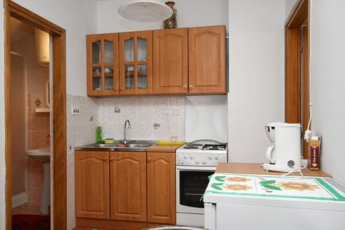 Apartments With A Parking Space Punat (Krk) - 5350
