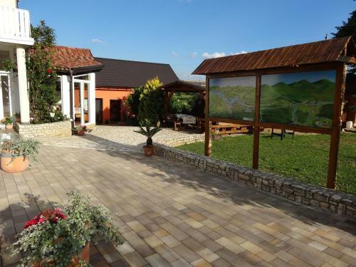 Hostal Apartments And Rooms Kristina