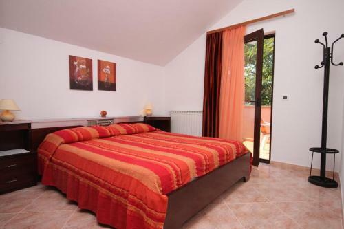 Apartment Zambratija 6997a