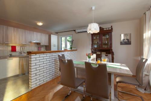 Apartment Jolanda
