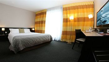 Hotel De La Paix - Contemporary Hotel