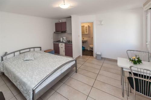 Apartment Carmen
