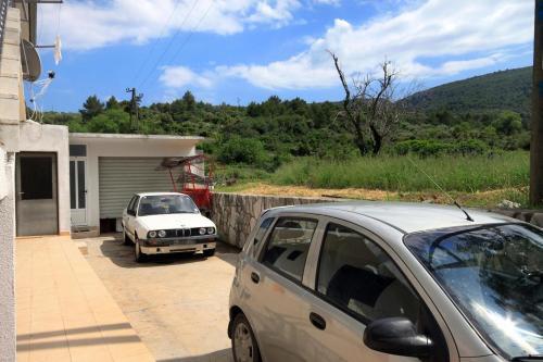 Apartments With A Parking Space Jelsa (hvar) - 4590