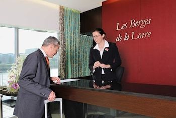 Hotel Residhome Nantes Berges De La Loire