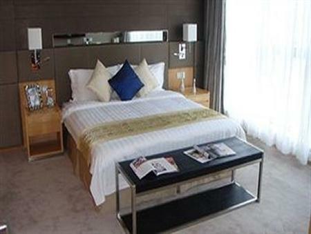 Hotel Ascott Raffles City