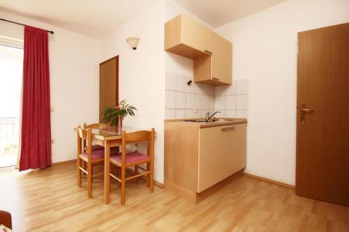 Apartments With A Parking Space Orebic (Peljesac) - 10194
