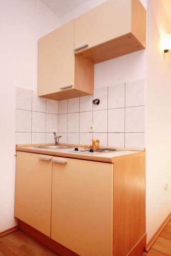 Apartments With A Parking Space Orebic (Peljesac) - 10194