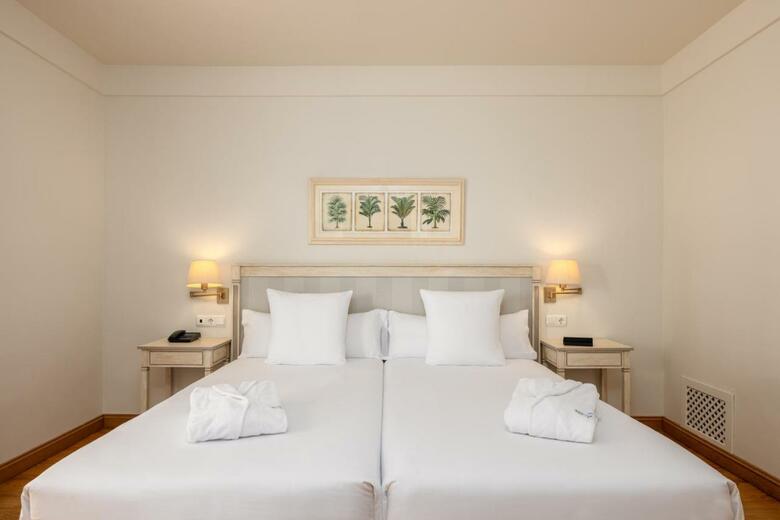 Hotel Azz Guardacorte Campo De Gibraltar