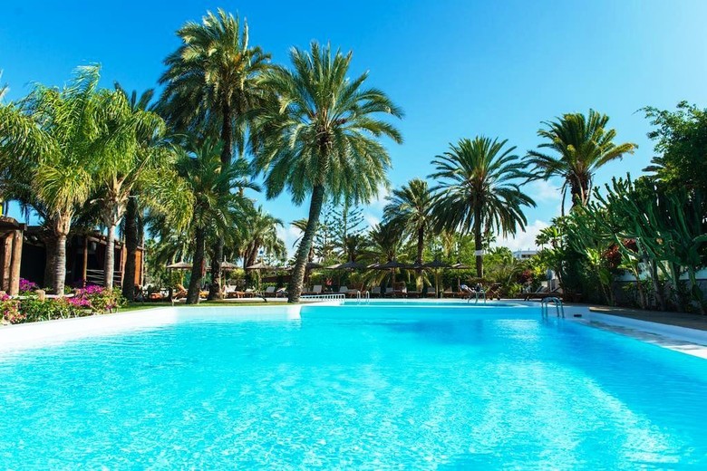 Hl Miraflor Suites Hotel