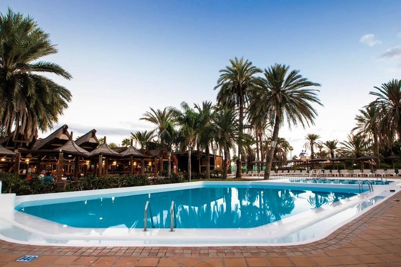 Hl Miraflor Suites Hotel