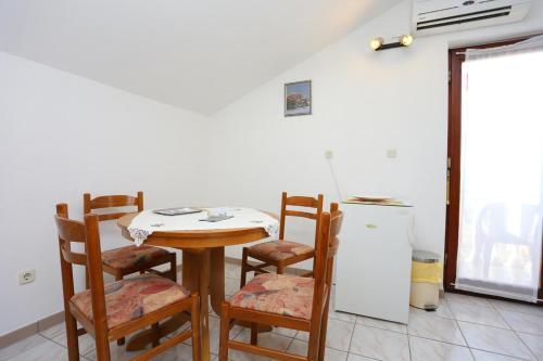 Apartments By The Sea Podstrana (Split) - 9503
