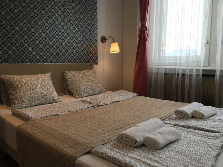 Residencia Europa Centerpoint Guesthouse