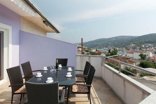 Apartments Sea Star Ivana