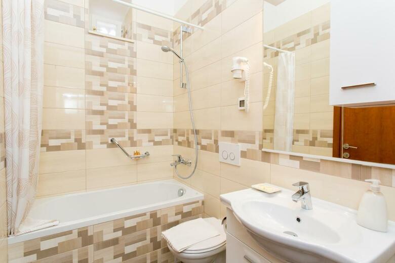 Hostal Rooms Posat