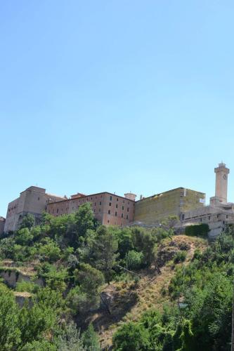 Apartamentos Cuevas Del Escardillo