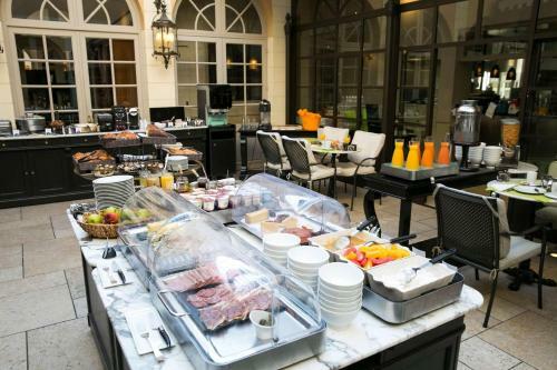 Best Western Premier Grand Monarque Hotel & Spa