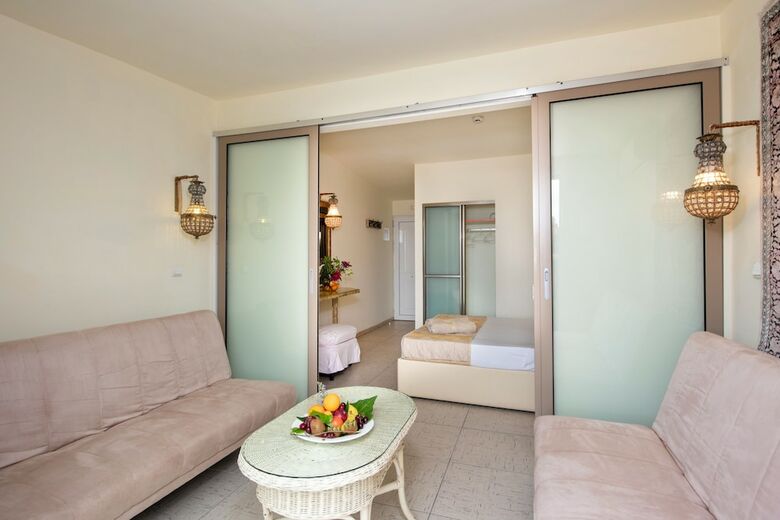 Orpheas Resort Hotel (Adults Only)